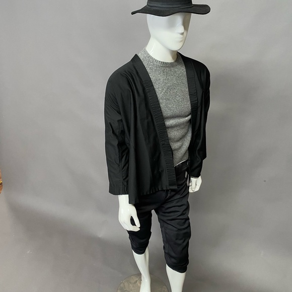 Men’s Karategi (Medium) - Picture 2 of 3